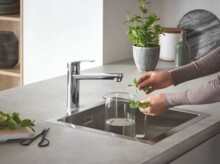 Смеситель для кухни Grohe Eurosmart однорычажный 30463000-4