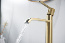 Смеситель для умывальника Maxonor PURE LIFE BEAUTY-6 золото PL1084-6-4