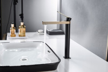 Смеситель для раковины Maxonor PURE LIFE BLISS черный/золото PL1183-10