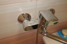 Смеситель для ванны и душа Hansgrohe Logis 71402000-2